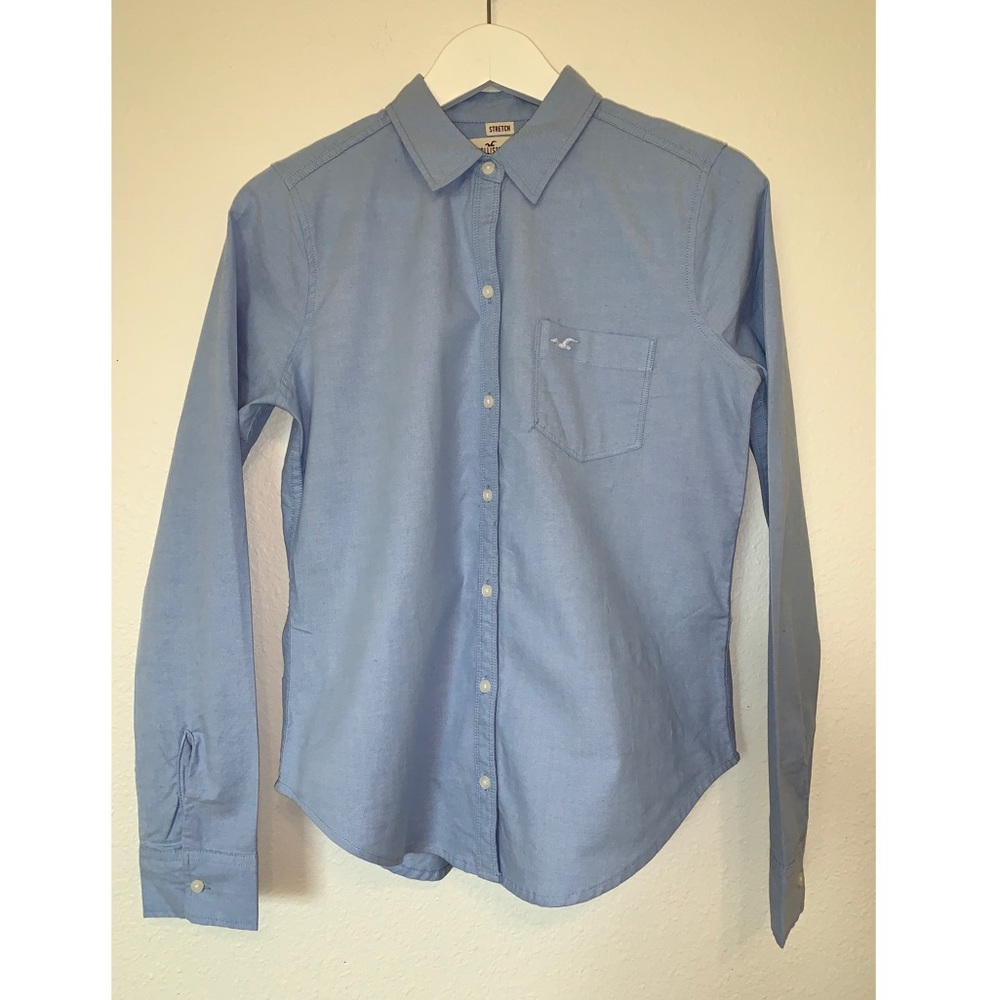 HOLLISTER Stretch Light Blue Button Up Top